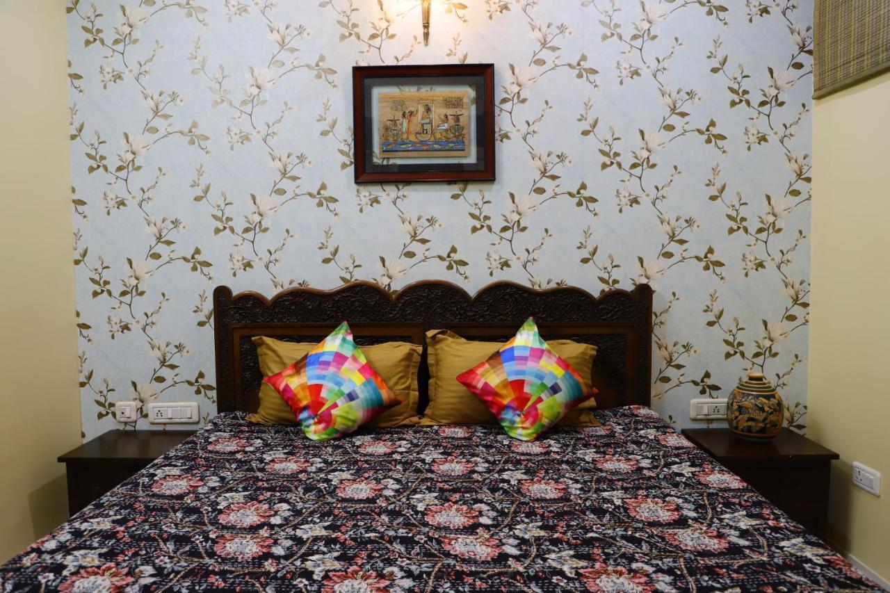 ג'איפור Aura Homestay Royal Villa מראה חיצוני תמונה