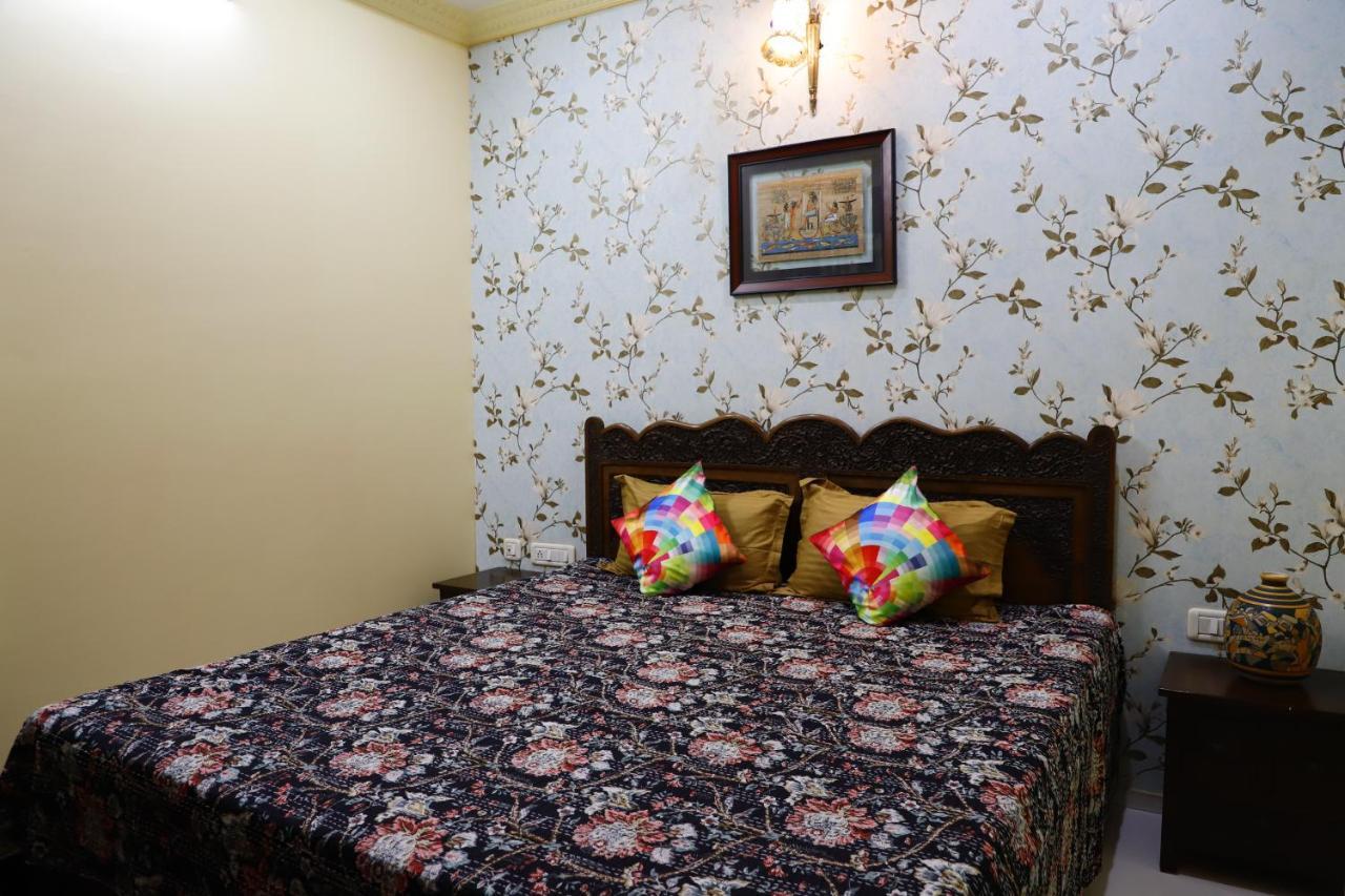 ג'איפור Aura Homestay Royal Villa מראה חיצוני תמונה